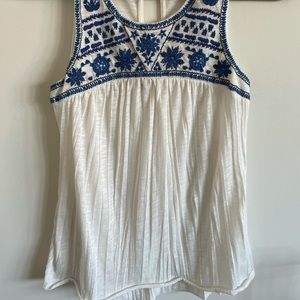 AEO embroidered bohemian flowy top size S
